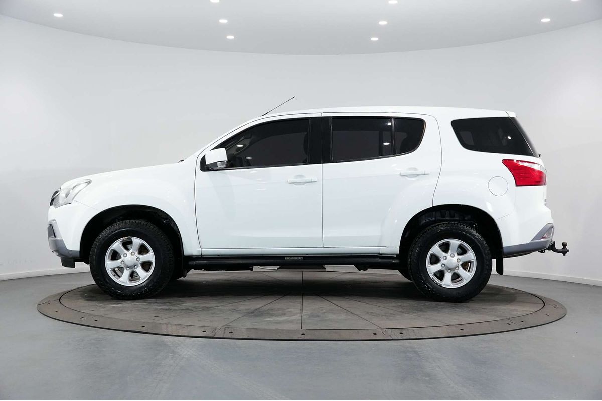 2017 Isuzu MU-X LS-M