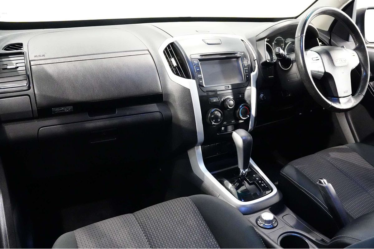 2017 Isuzu MU-X LS-M