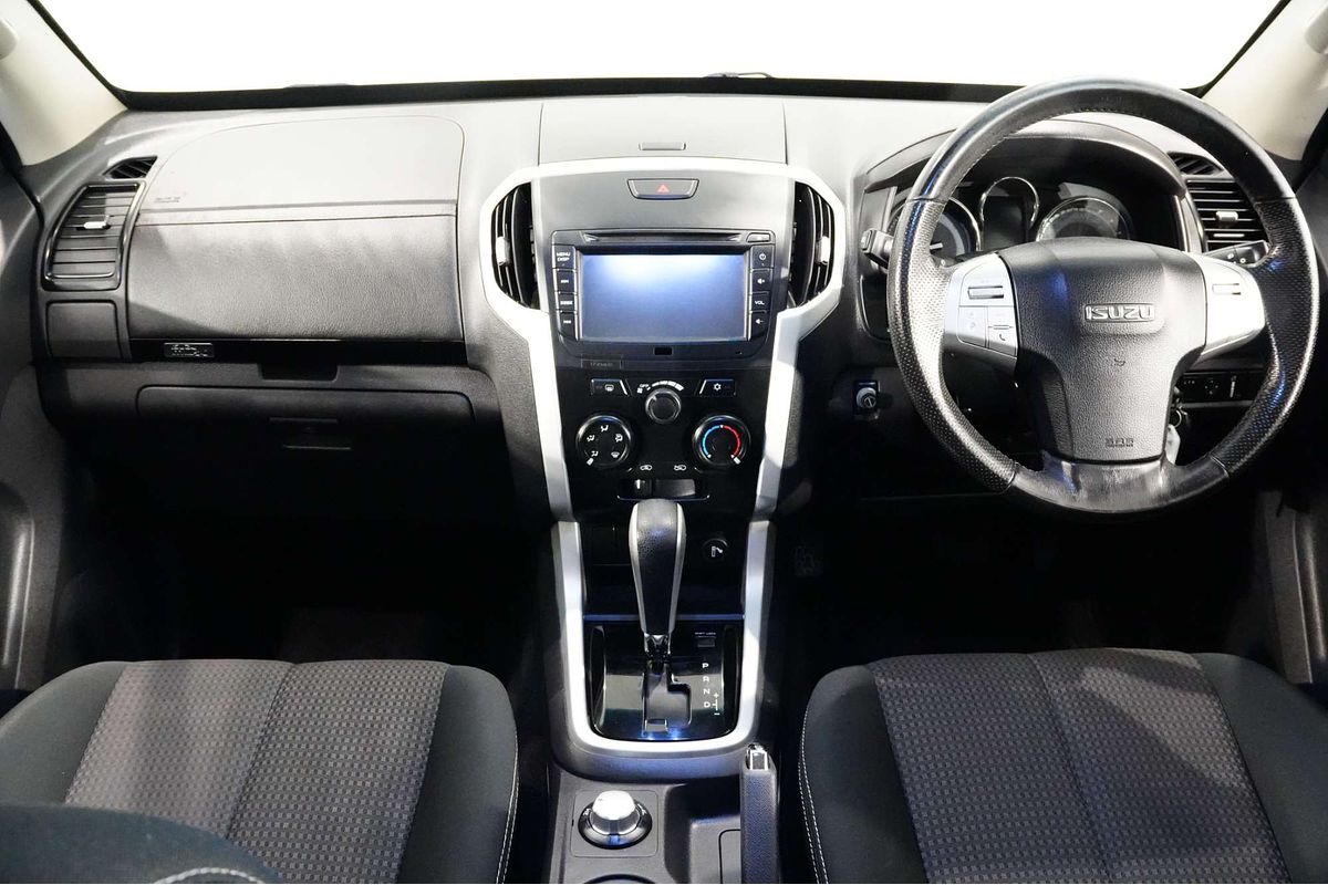 2017 Isuzu MU-X LS-M