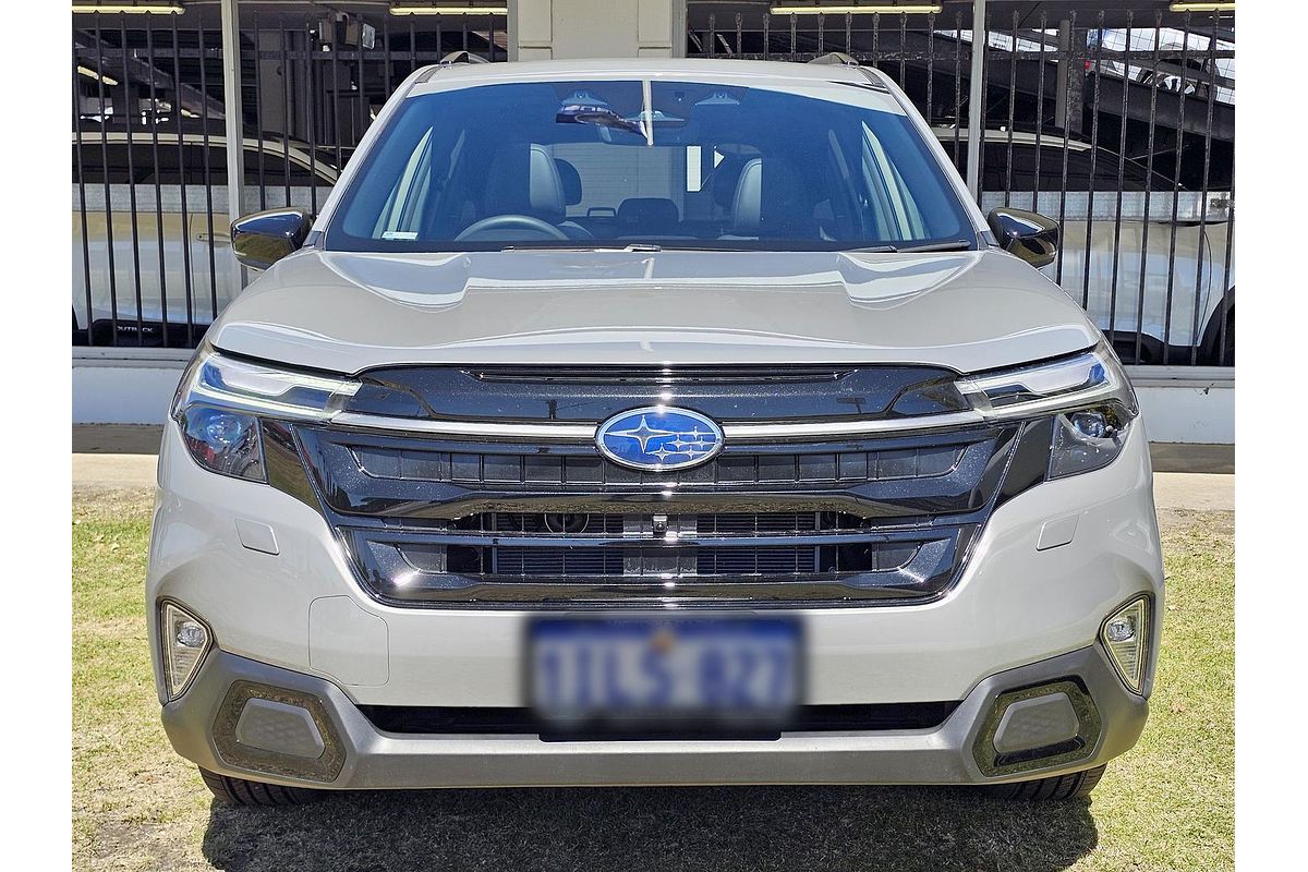 2026 Subaru Forester Hybrid Touring S6