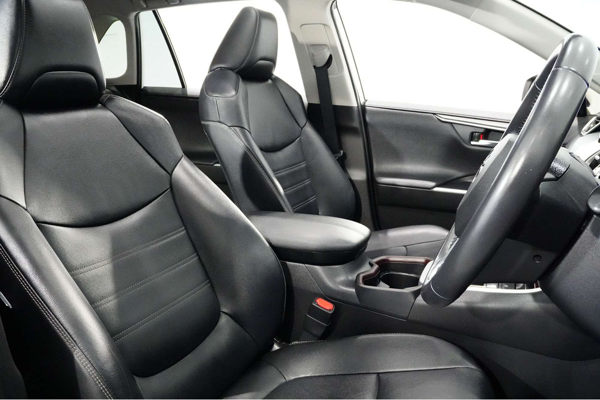 2020 Toyota RAV4 Cruiser AXAH52R