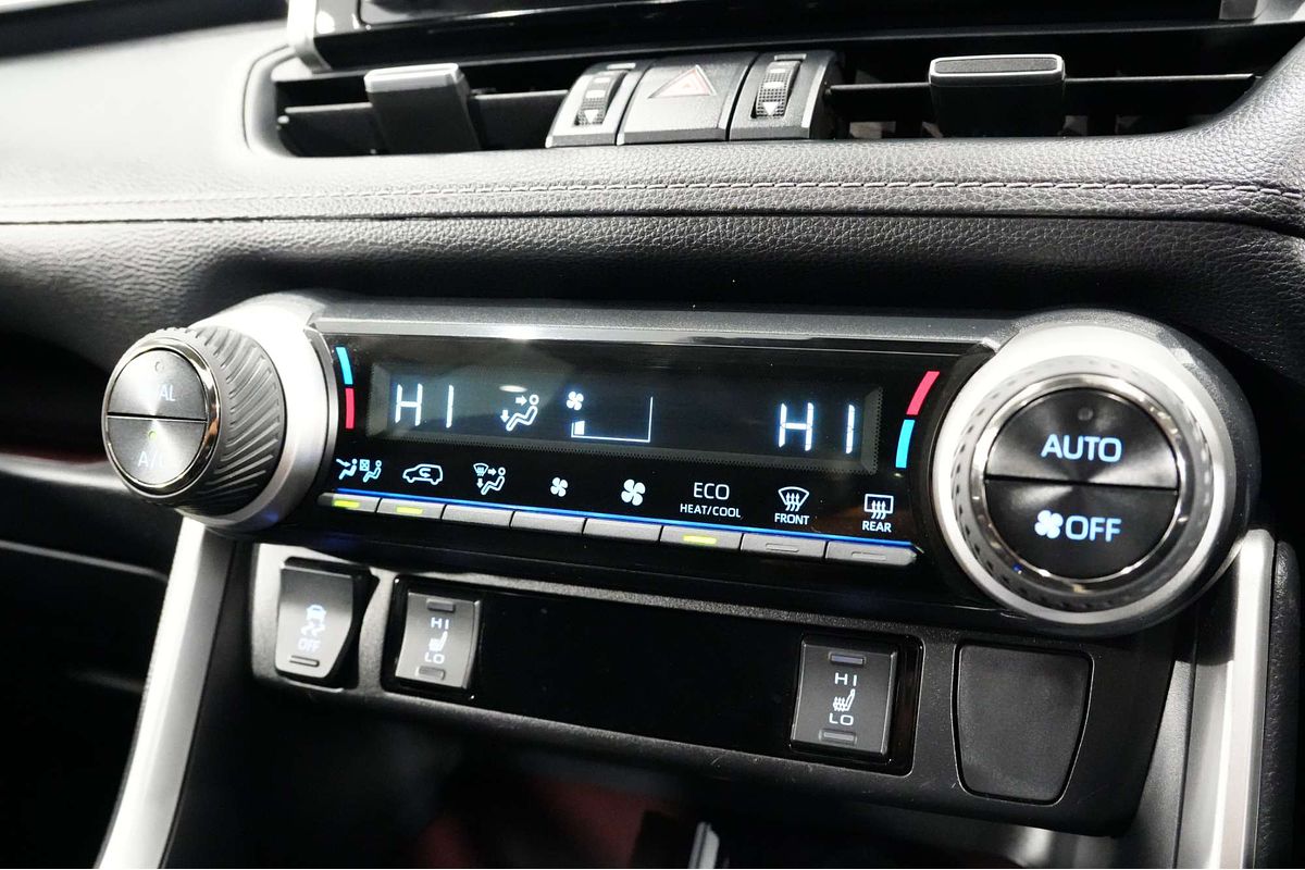 2020 Toyota RAV4 Cruiser AXAH52R