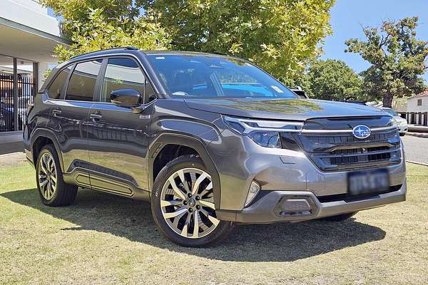 2025 Subaru Forester Hybrid Touring S6
