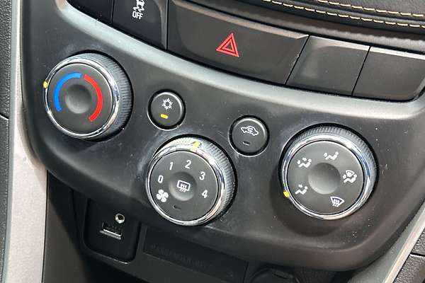2019 Holden Trax LS TJ thumb-15