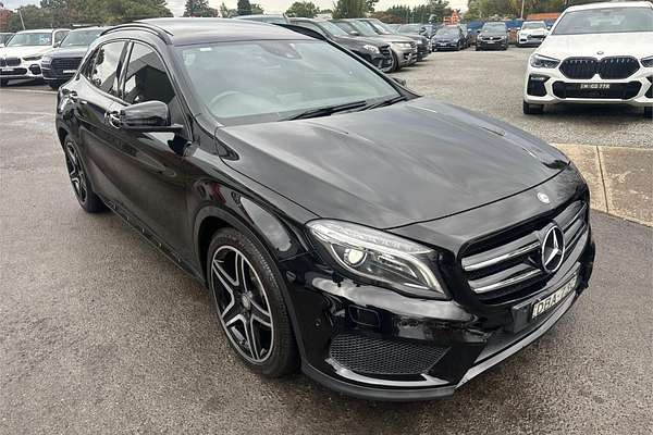 2015 Mercedes-Benz GLA-Class GLA250 X156