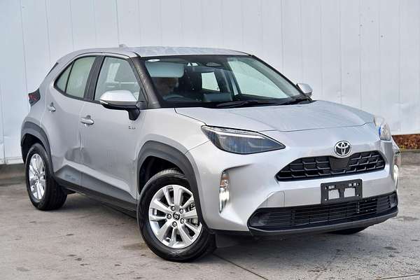 2025 Toyota Yaris Cross GX