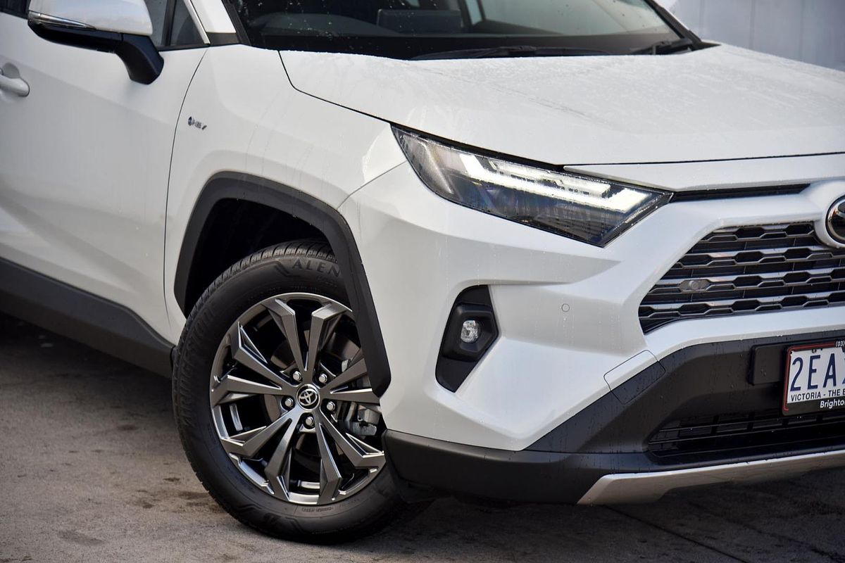 2025 Toyota RAV4 GXL AXAH54R