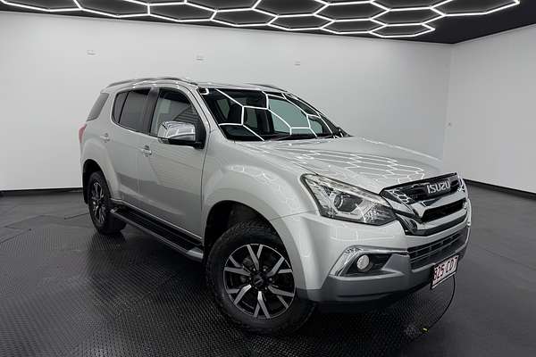 2021 Isuzu MU-X LS-T