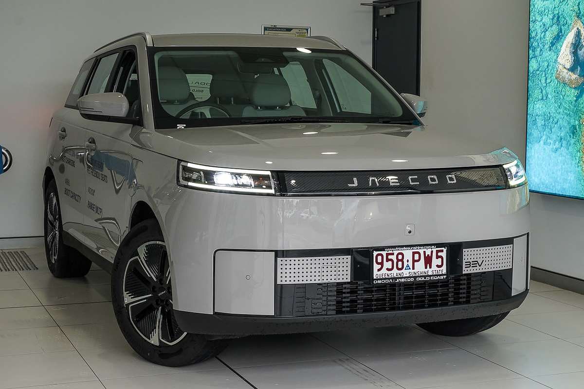 2026 Jaecoo J5 EV Summit