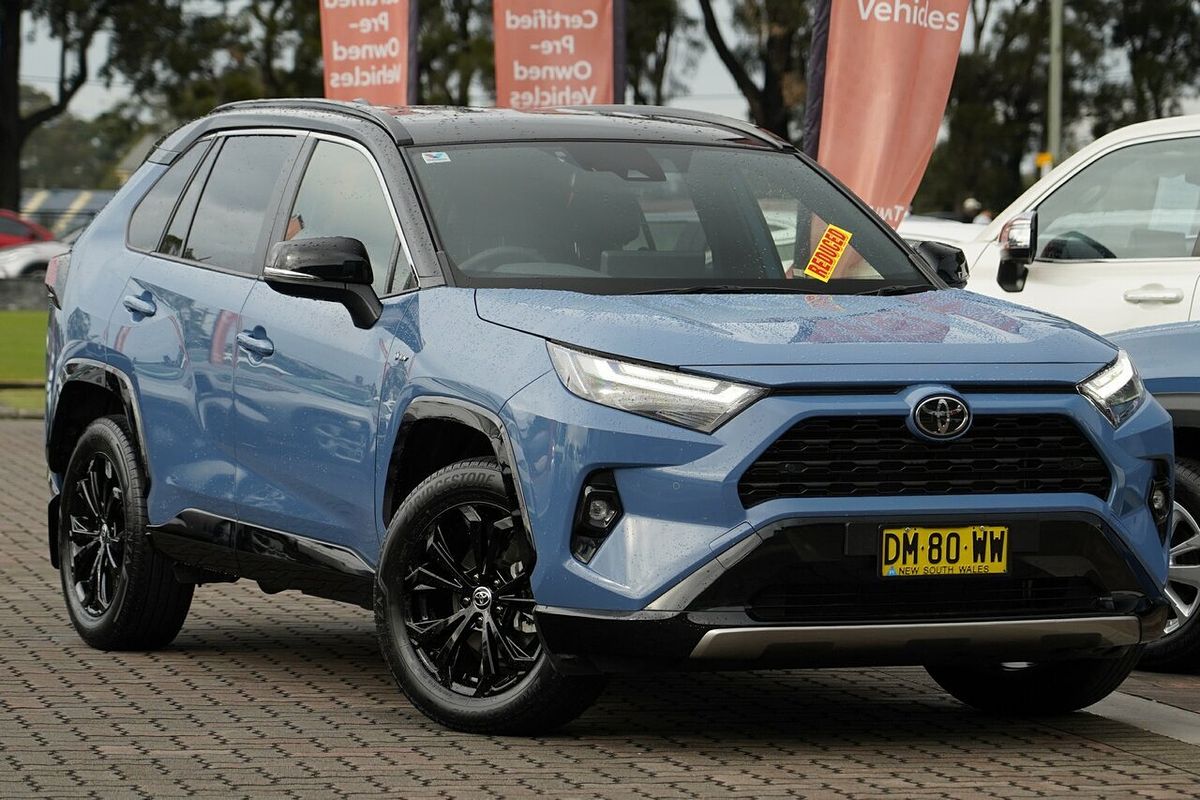 2025 Toyota RAV4 XSE AXAH54R
