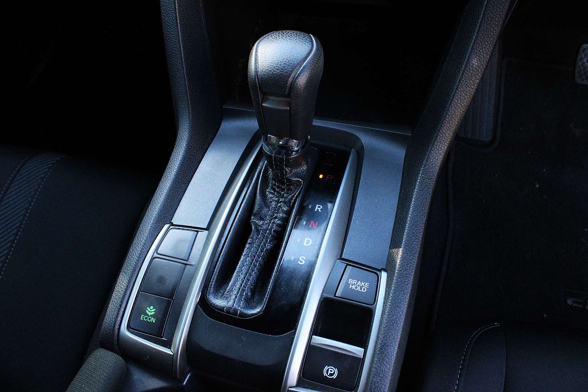 2018 Honda Civic VTi-L 10th Gen