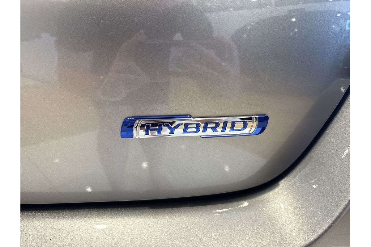 2025 Suzuki Swift Hybrid UZ