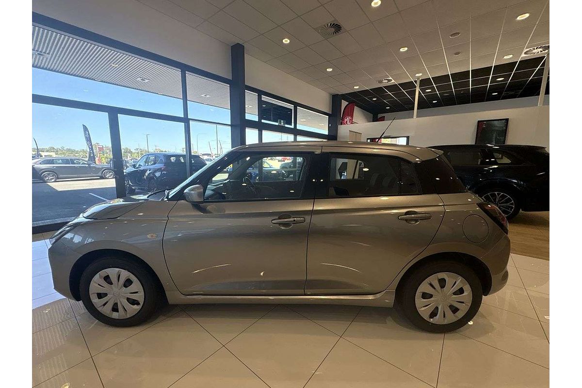 2025 Suzuki Swift Hybrid UZ