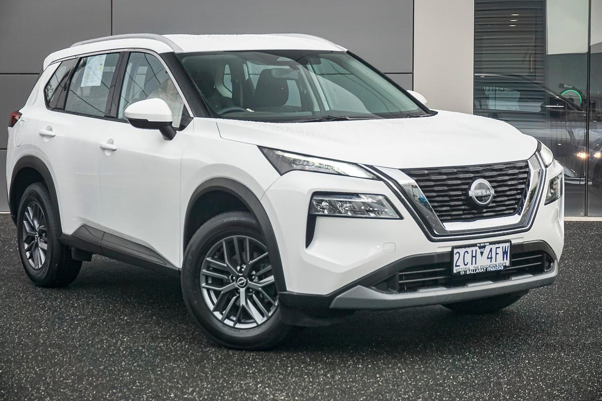 2025 Nissan X-TRAIL ST T33