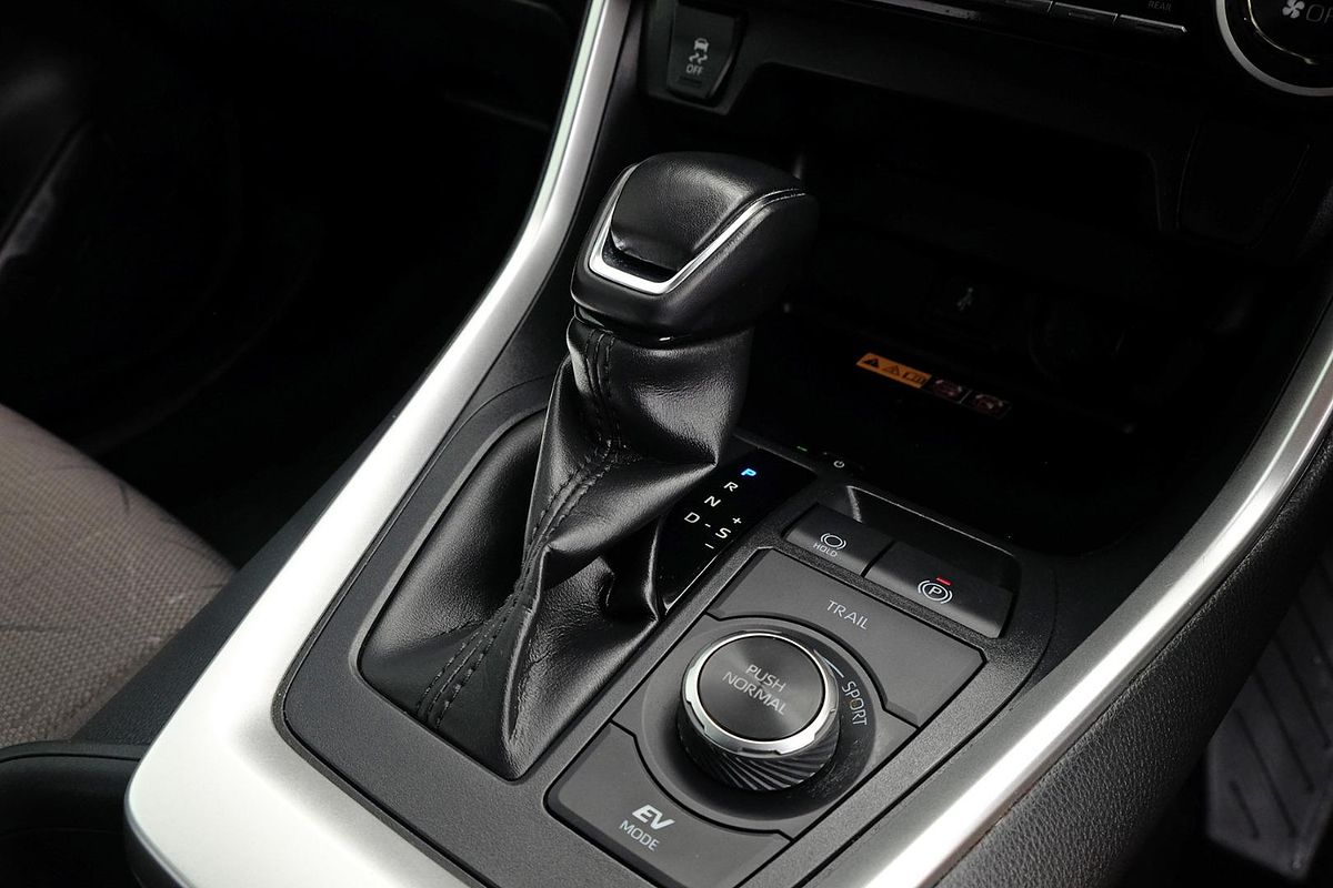 2022 Toyota RAV4 GXL AXAH54R