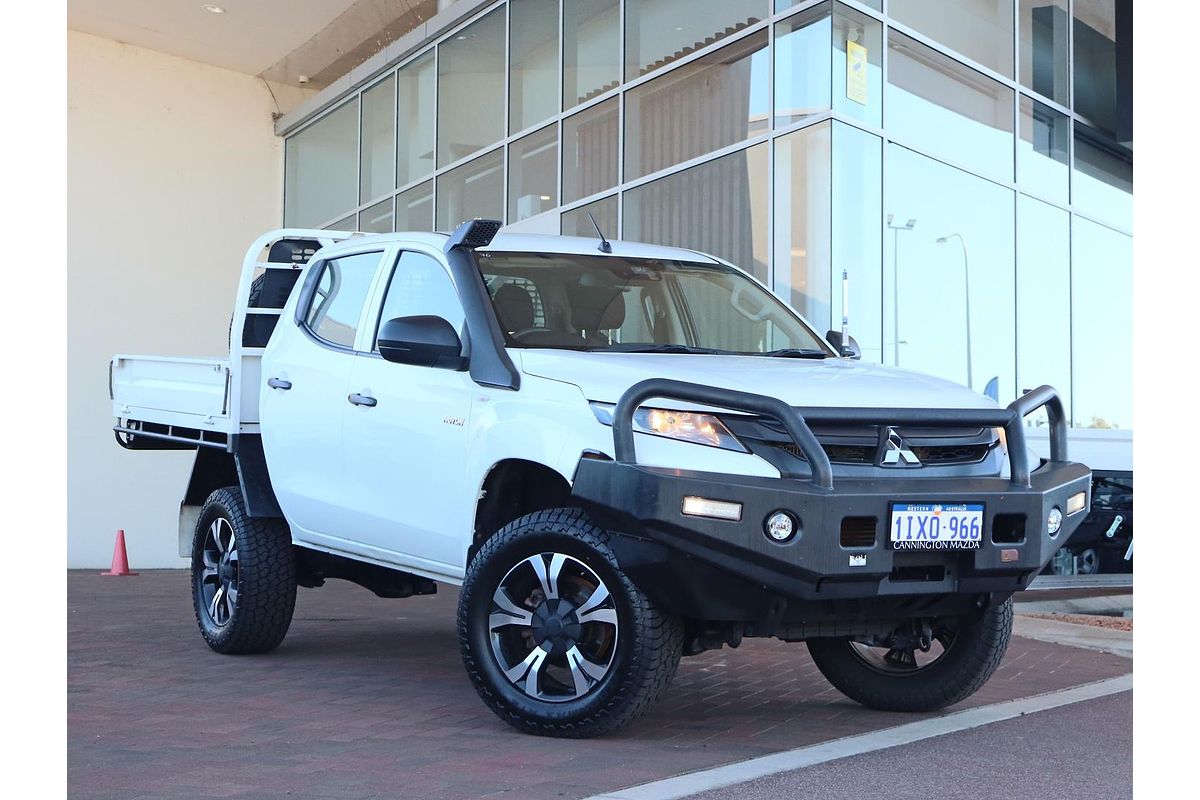 2022 Mitsubishi Triton GLX MR 4X4