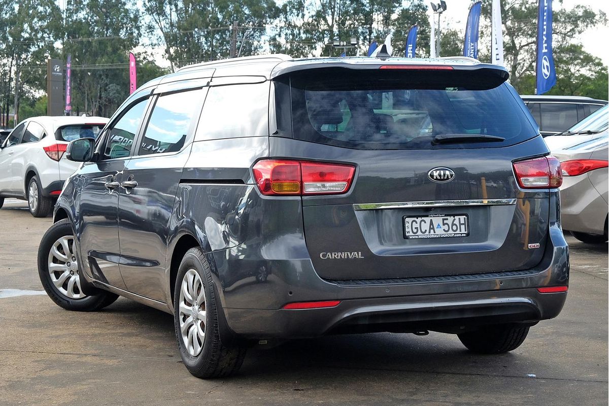 2017 Kia Carnival S YP