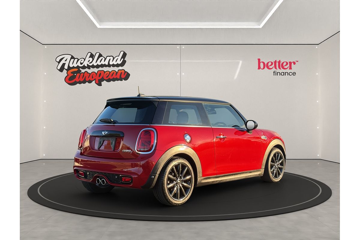 2018 MINI COOPER S