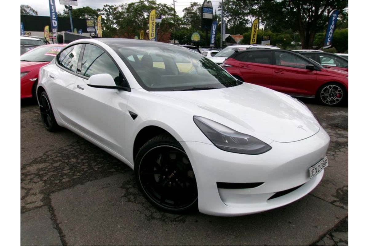 2023 Tesla Model 3 Rear-Wheel Drive
