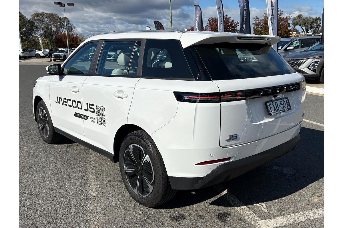 2026 Jaecoo J5 EV Summit