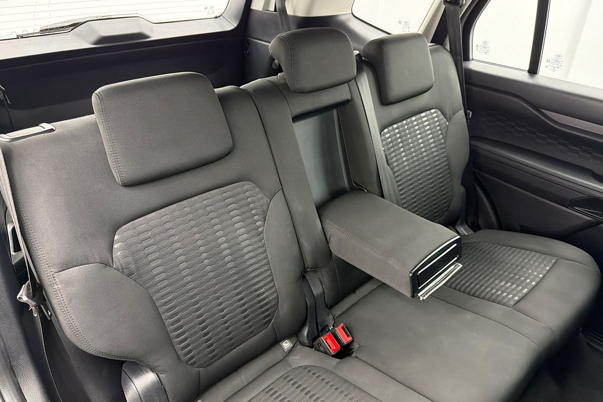 2022 Ford Everest Ambiente 2.0L