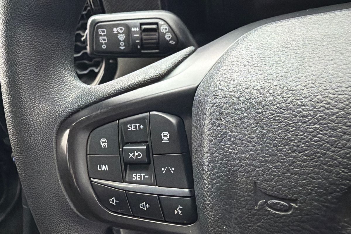 2022 Ford Everest Ambiente 2.0L
