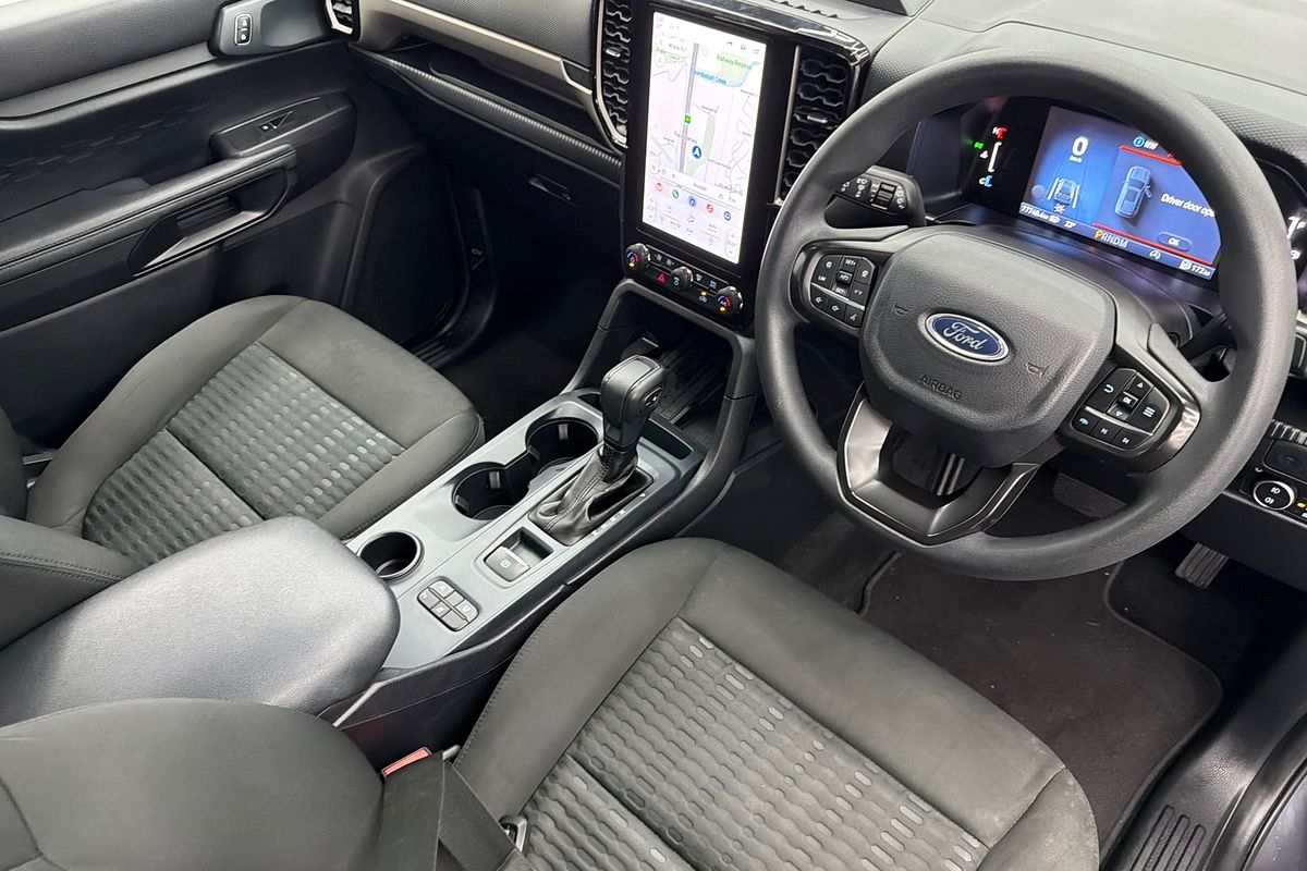 2022 Ford Everest Ambiente 2.0L