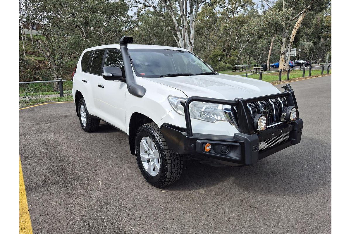 2022 Toyota Landcruiser Prado GX GDJ150R