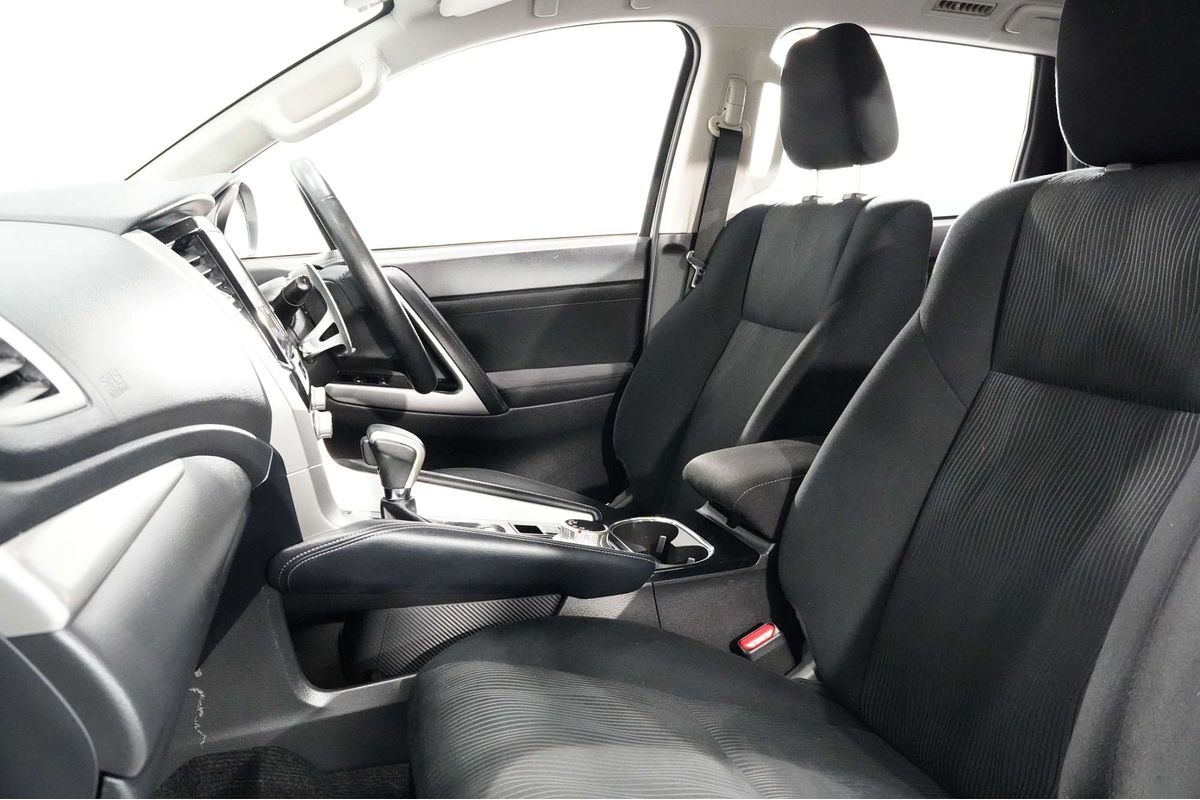 2021 Mitsubishi Pajero Sport GLS QF