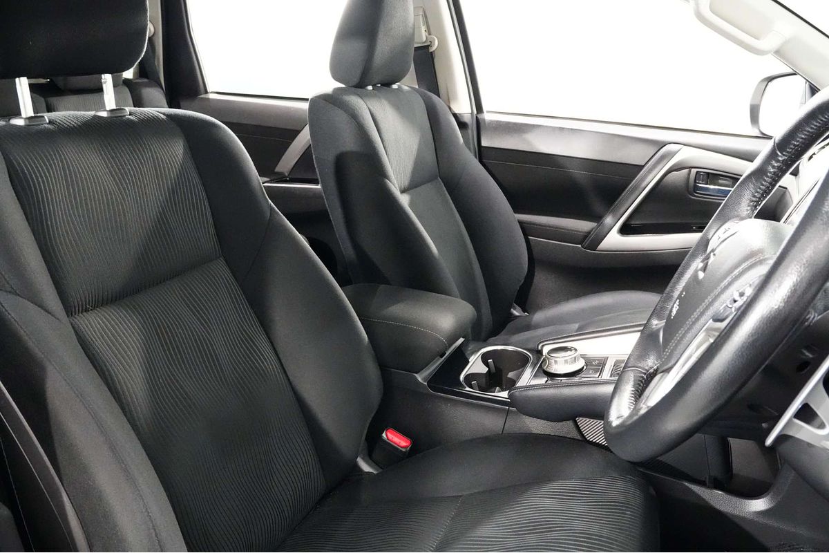 2021 Mitsubishi Pajero Sport GLS QF