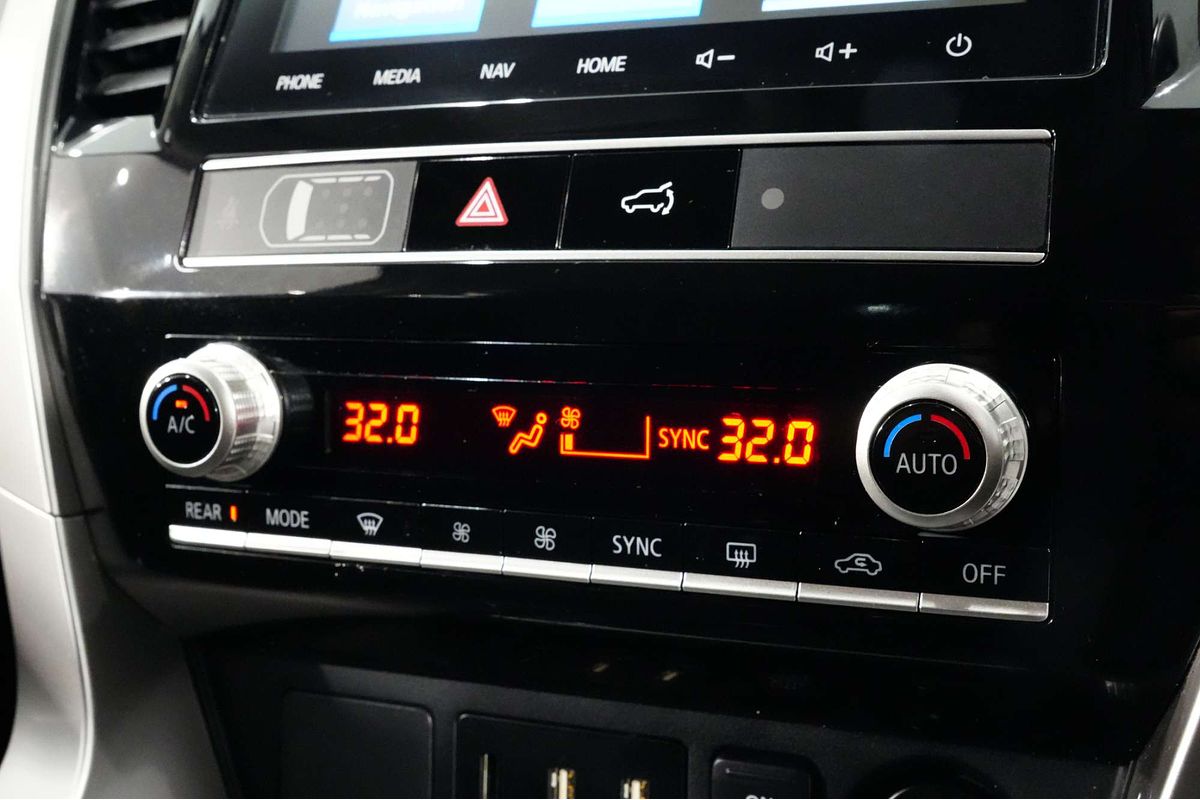 2021 Mitsubishi Pajero Sport GLS QF