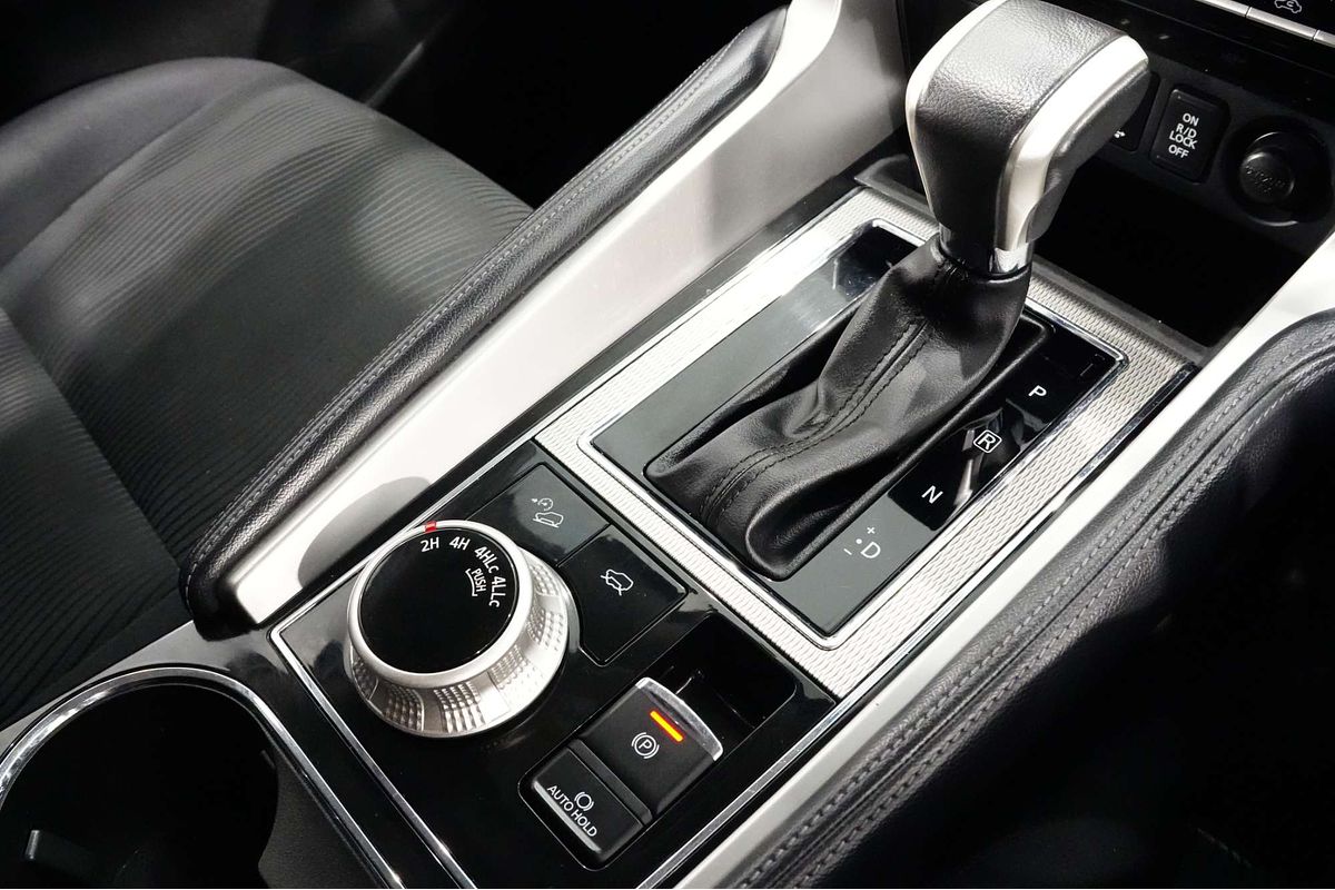 2021 Mitsubishi Pajero Sport GLS QF