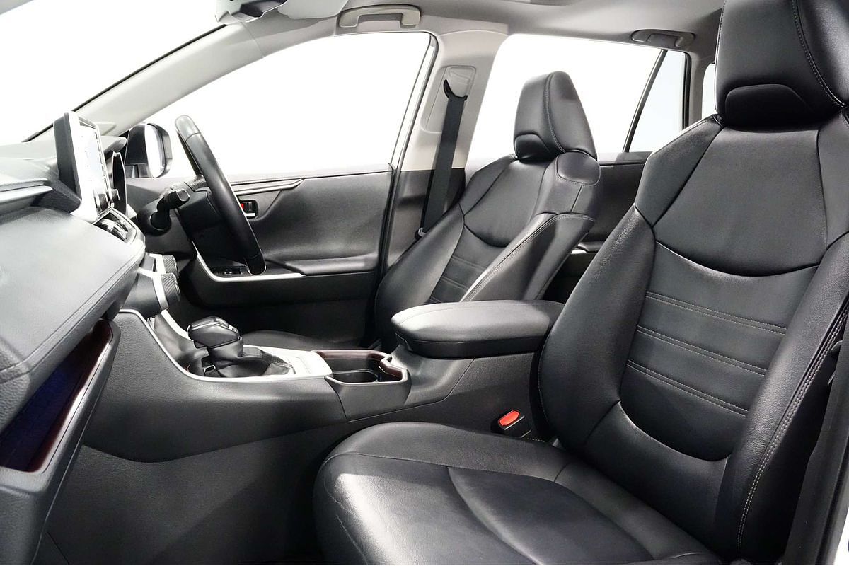 2020 Toyota RAV4 Cruiser AXAH52R