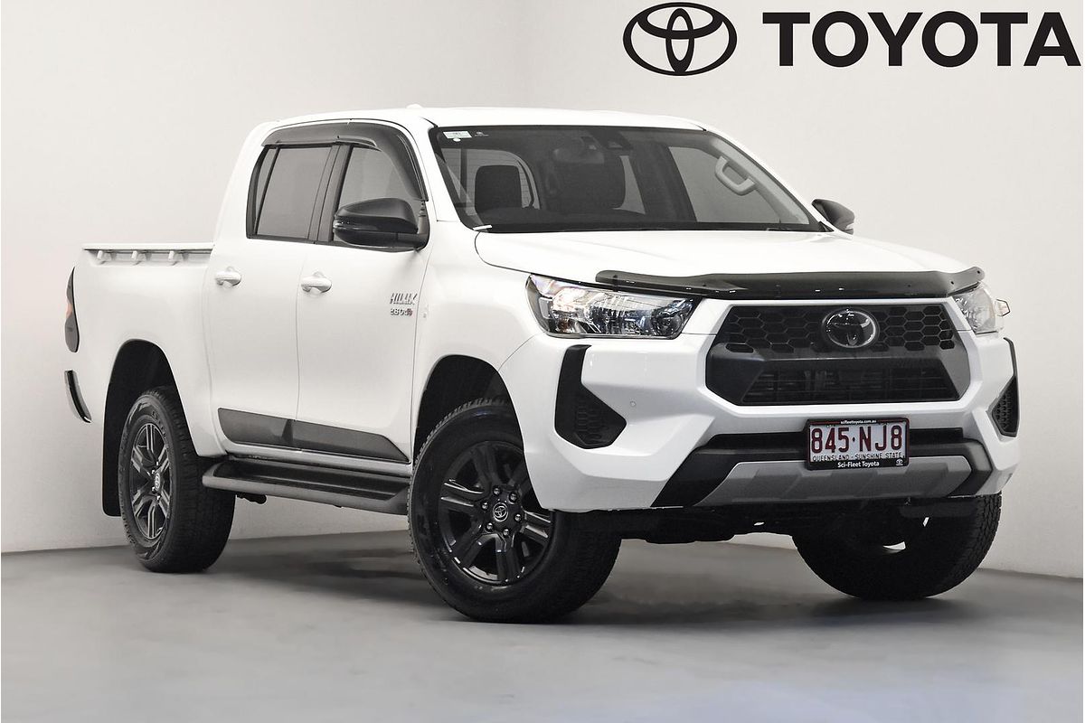 2025 Toyota Hilux SR GUN126R 4X4