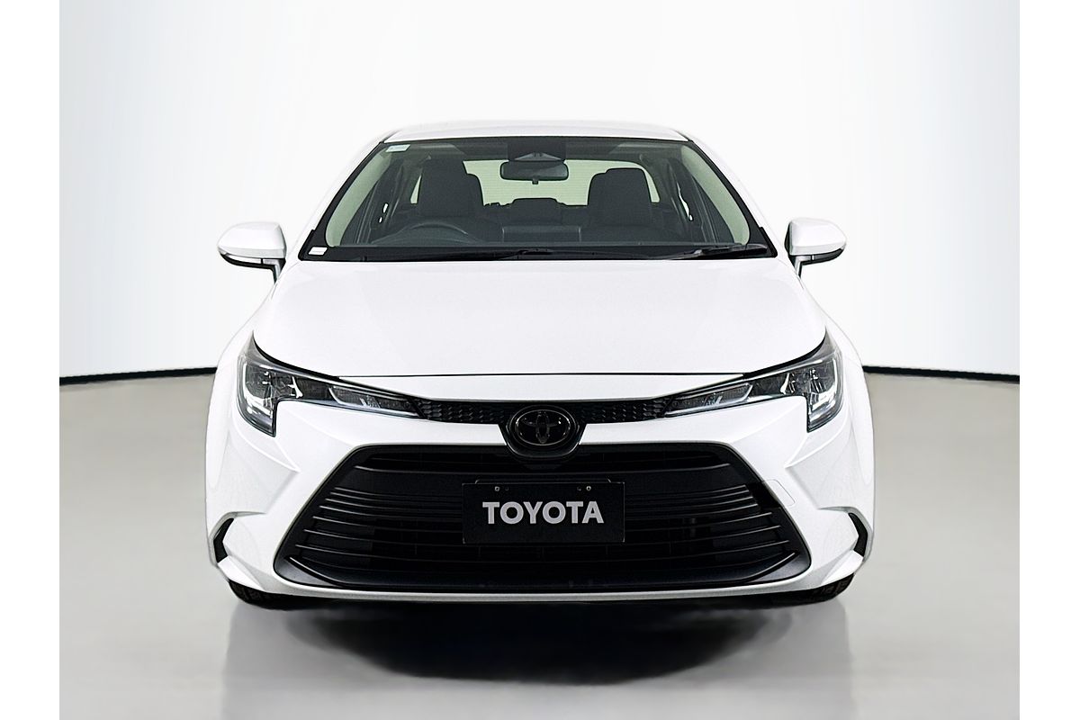 2024 Toyota Corolla Corolla Sedan 1.8L Hyb CVT Ascent Sport