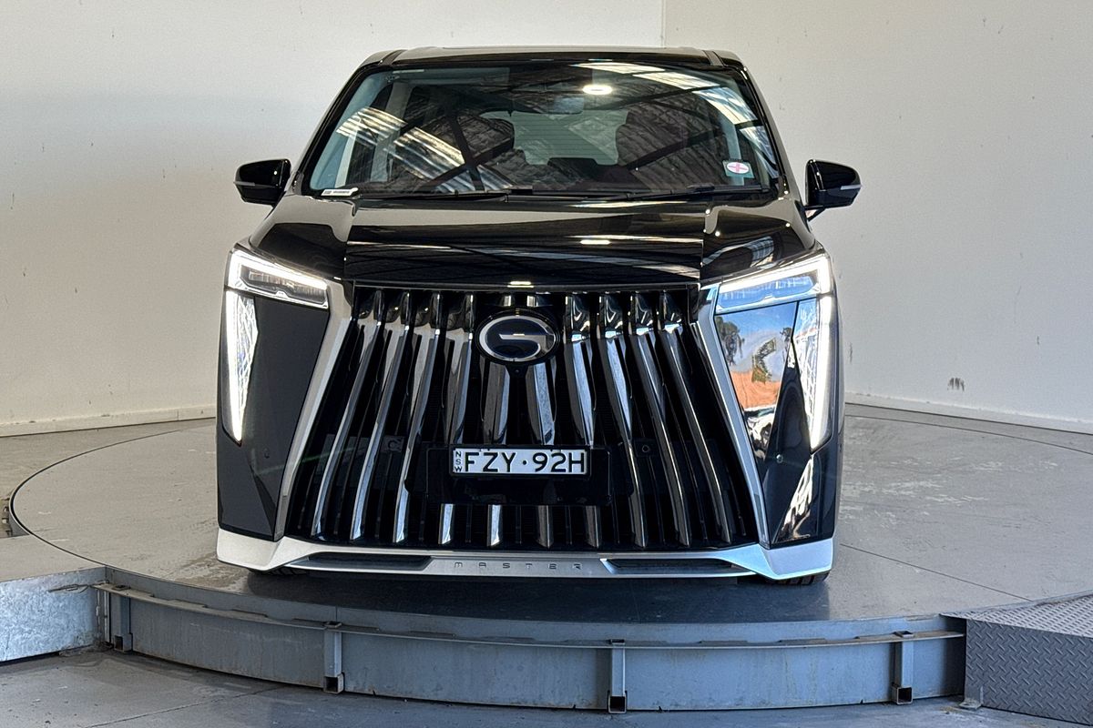 2025 GAC M8 Luxury