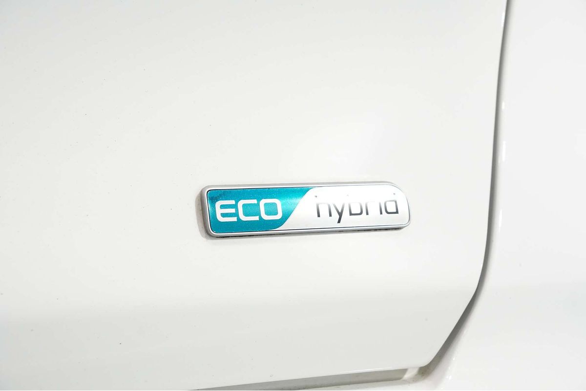 2021 Kia Niro Hybrid Sport DE