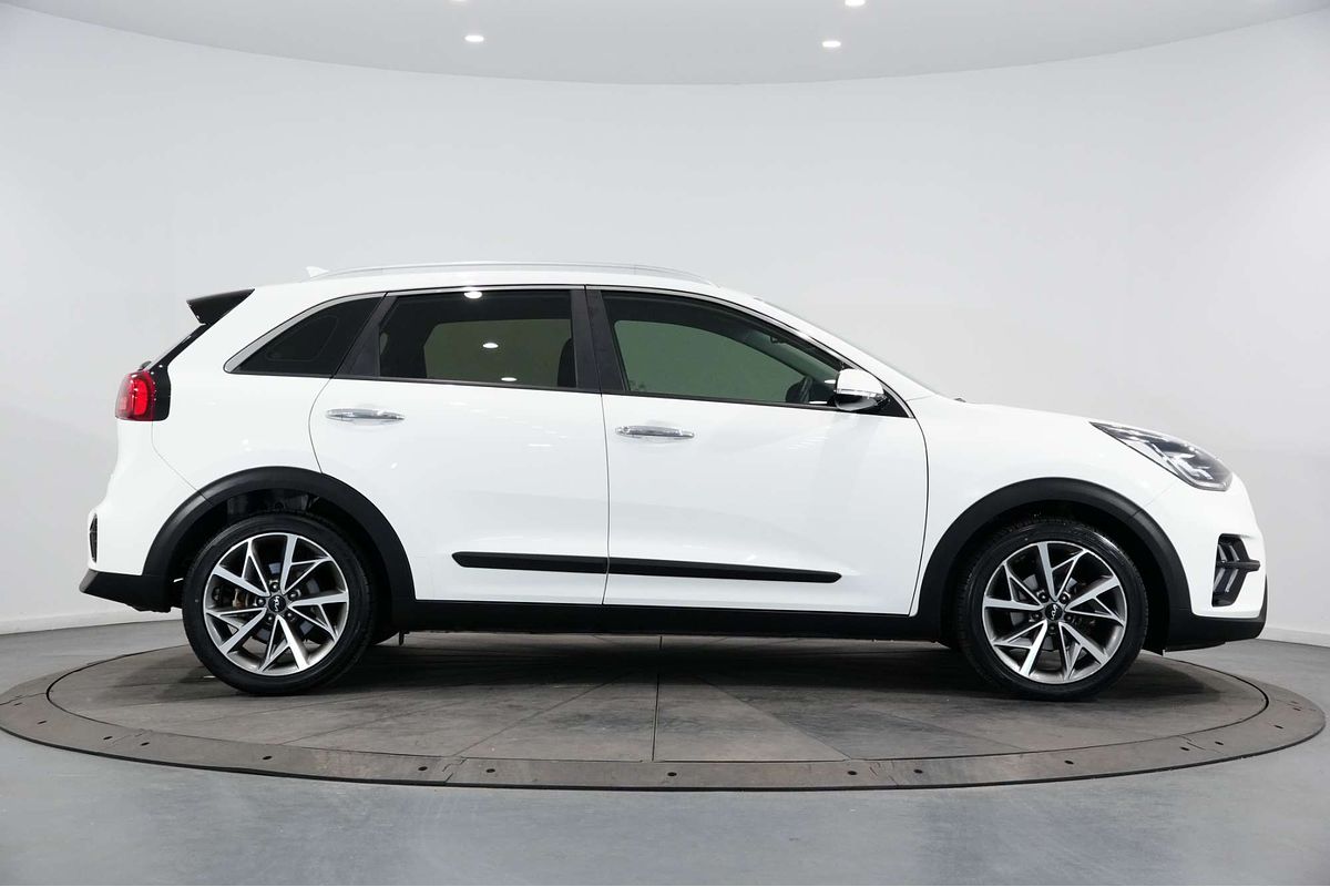 2021 Kia Niro Hybrid Sport DE