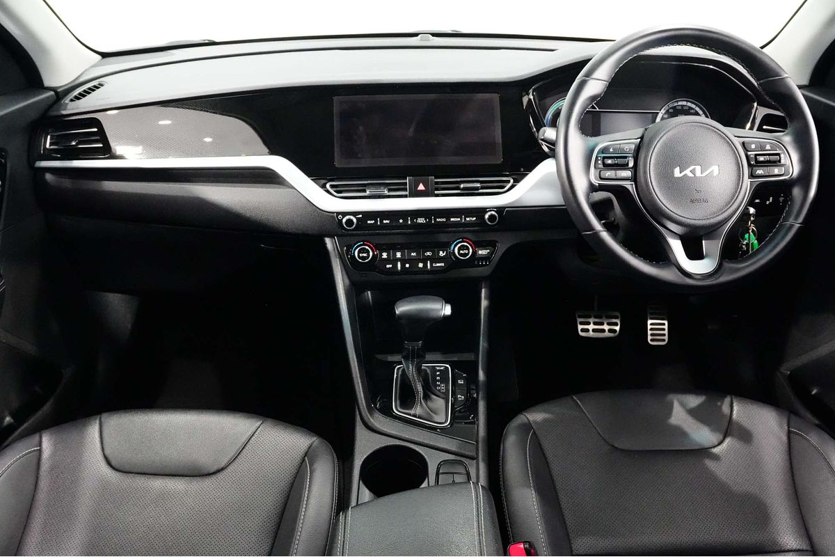 2021 Kia Niro Hybrid Sport DE