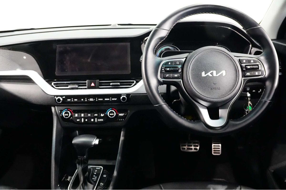 2021 Kia Niro Hybrid Sport DE