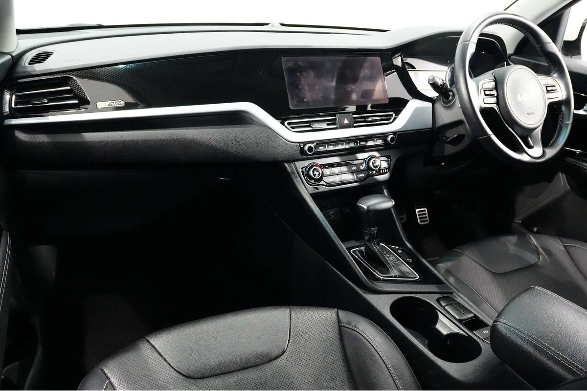 2021 Kia Niro Hybrid Sport DE
