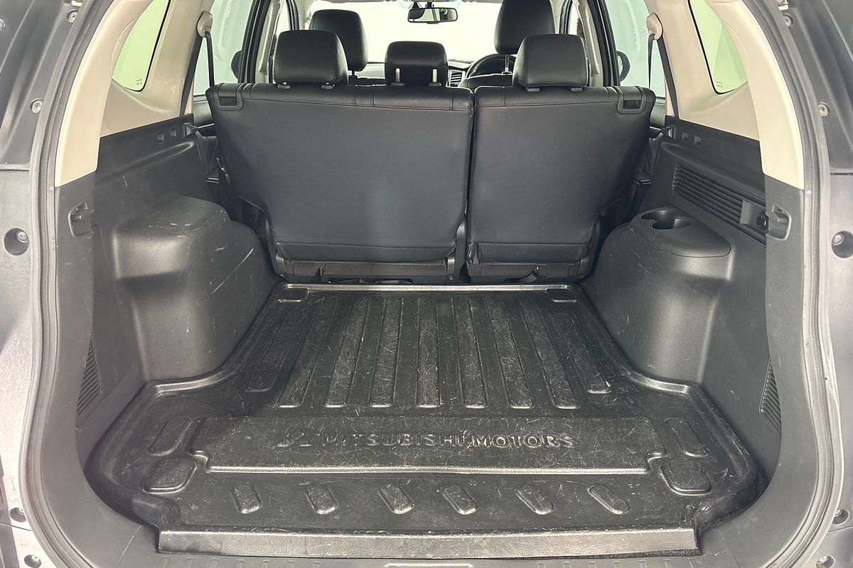 2016 Mitsubishi Pajero Sport GLS QE