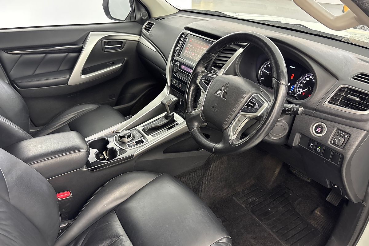 2016 Mitsubishi Pajero Sport GLS QE