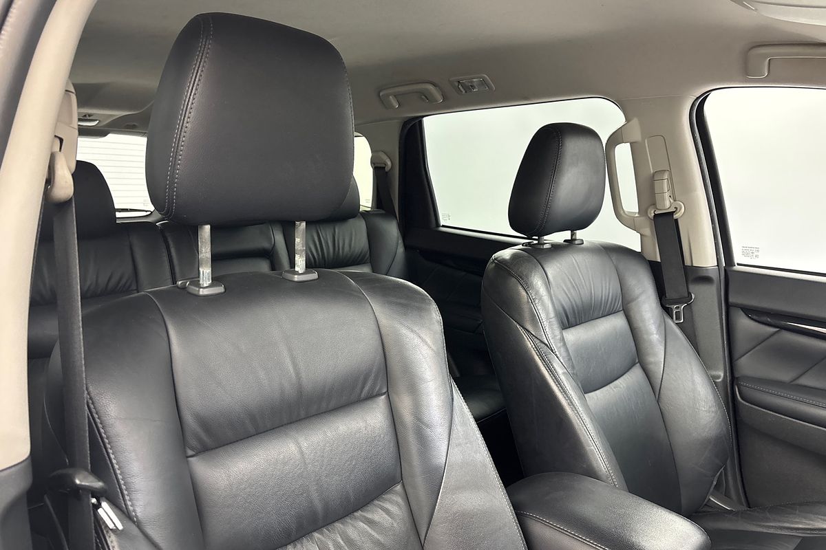 2016 Mitsubishi Pajero Sport GLS QE