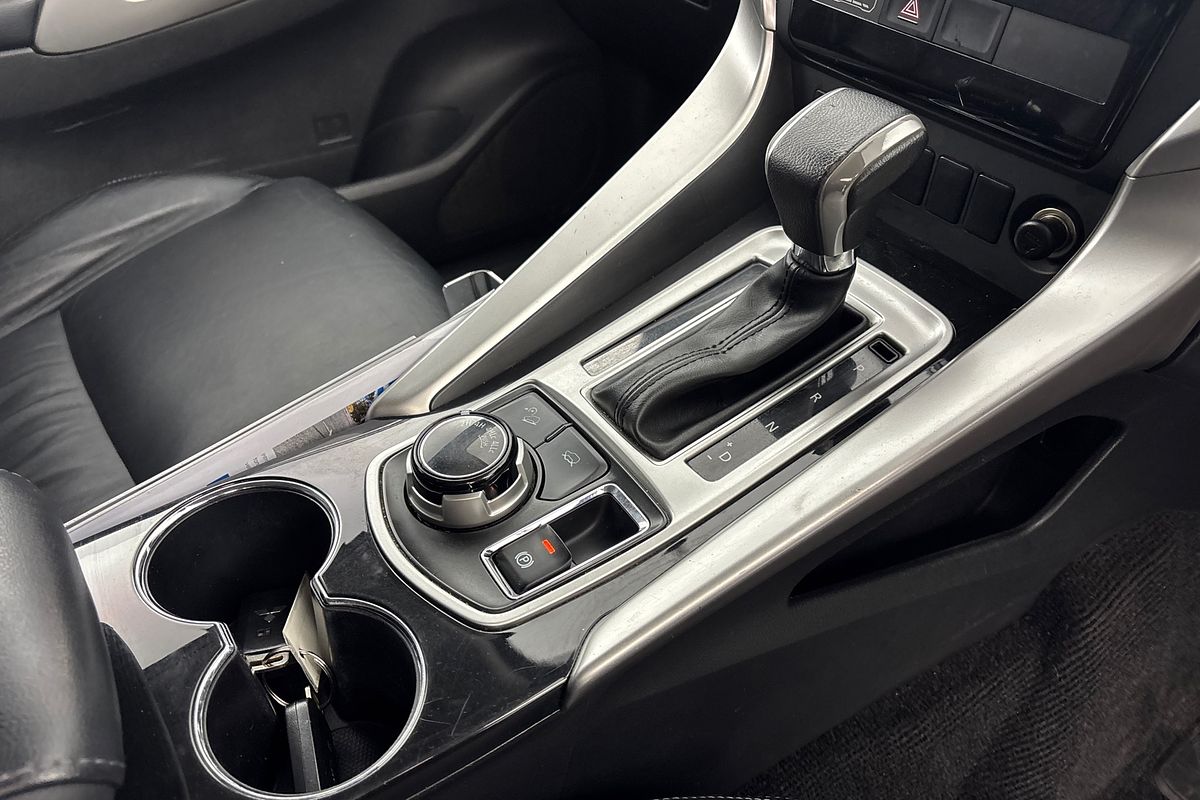 2016 Mitsubishi Pajero Sport GLS QE
