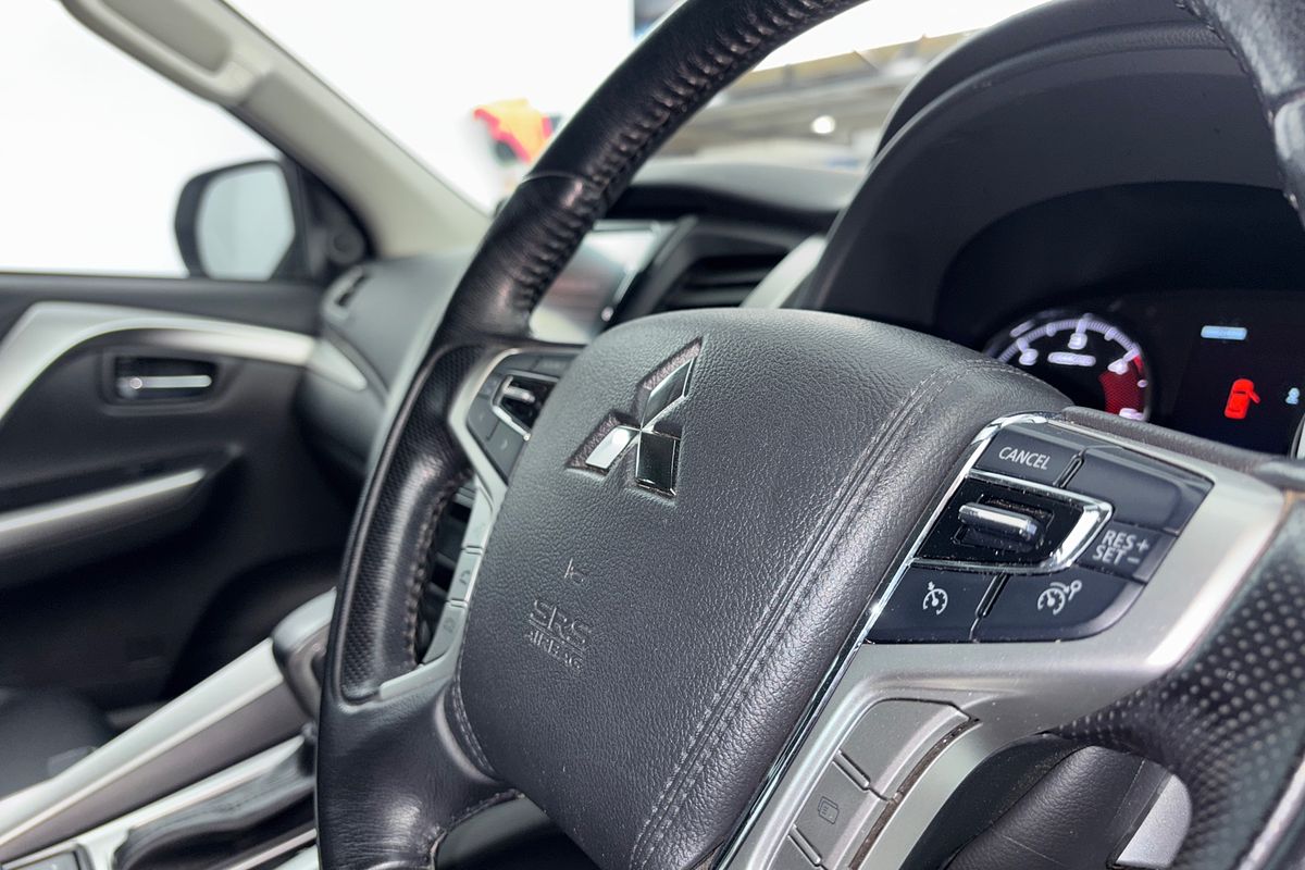 2016 Mitsubishi Pajero Sport GLS QE