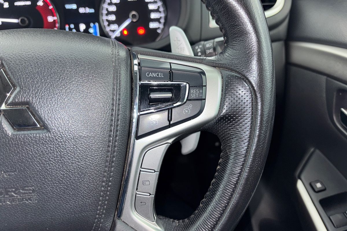 2016 Mitsubishi Pajero Sport GLS QE