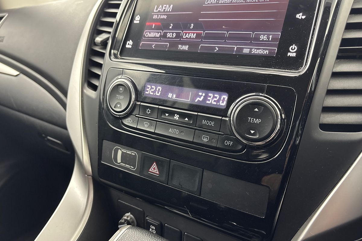 2016 Mitsubishi Pajero Sport GLS QE