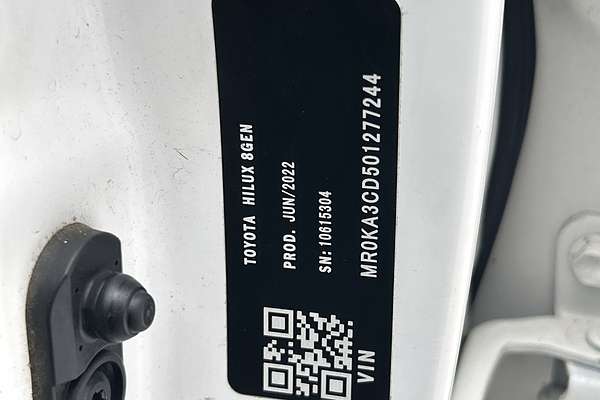 2022 Toyota Hilux SR GUN126R 4X4 thumb-22