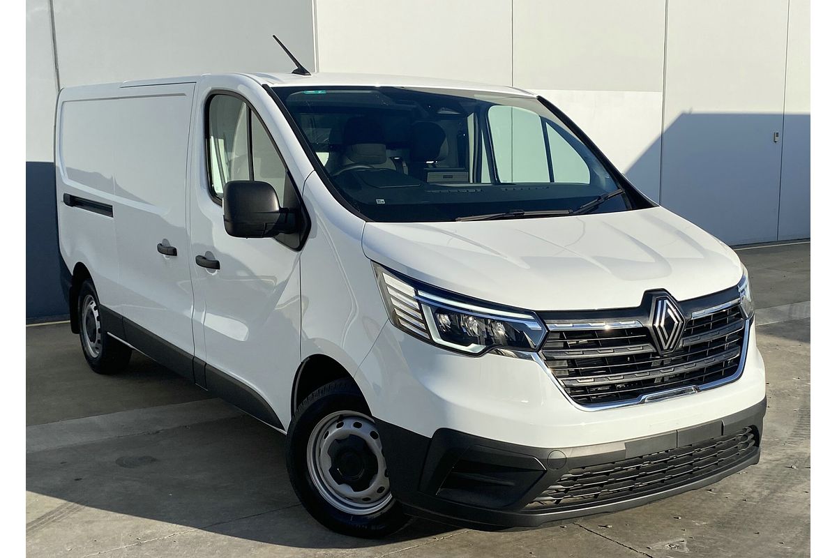 2025 Renault Trafic Pro X82 LWB Low Roof